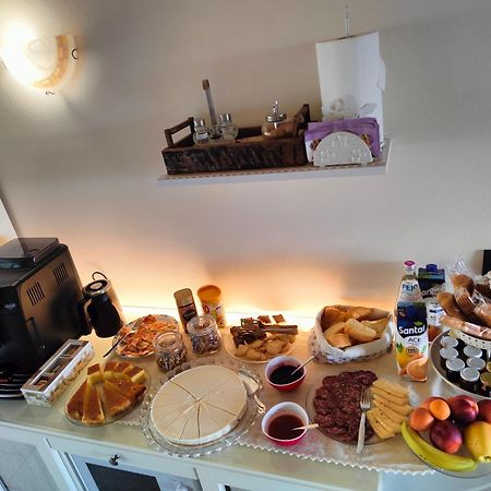 Ai Pianai Bed & Breakfast Mel ภายนอก รูปภาพ